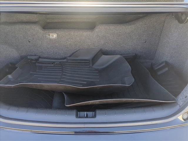 Used 2015 Honda Accord Touring image 6