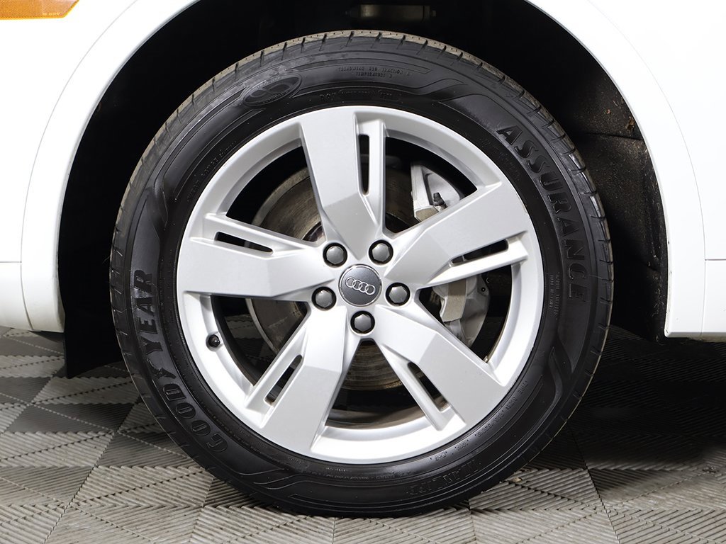 Used 2019 Audi Q5 2.0T Premium Plus w/ Premium Plus Package image 26