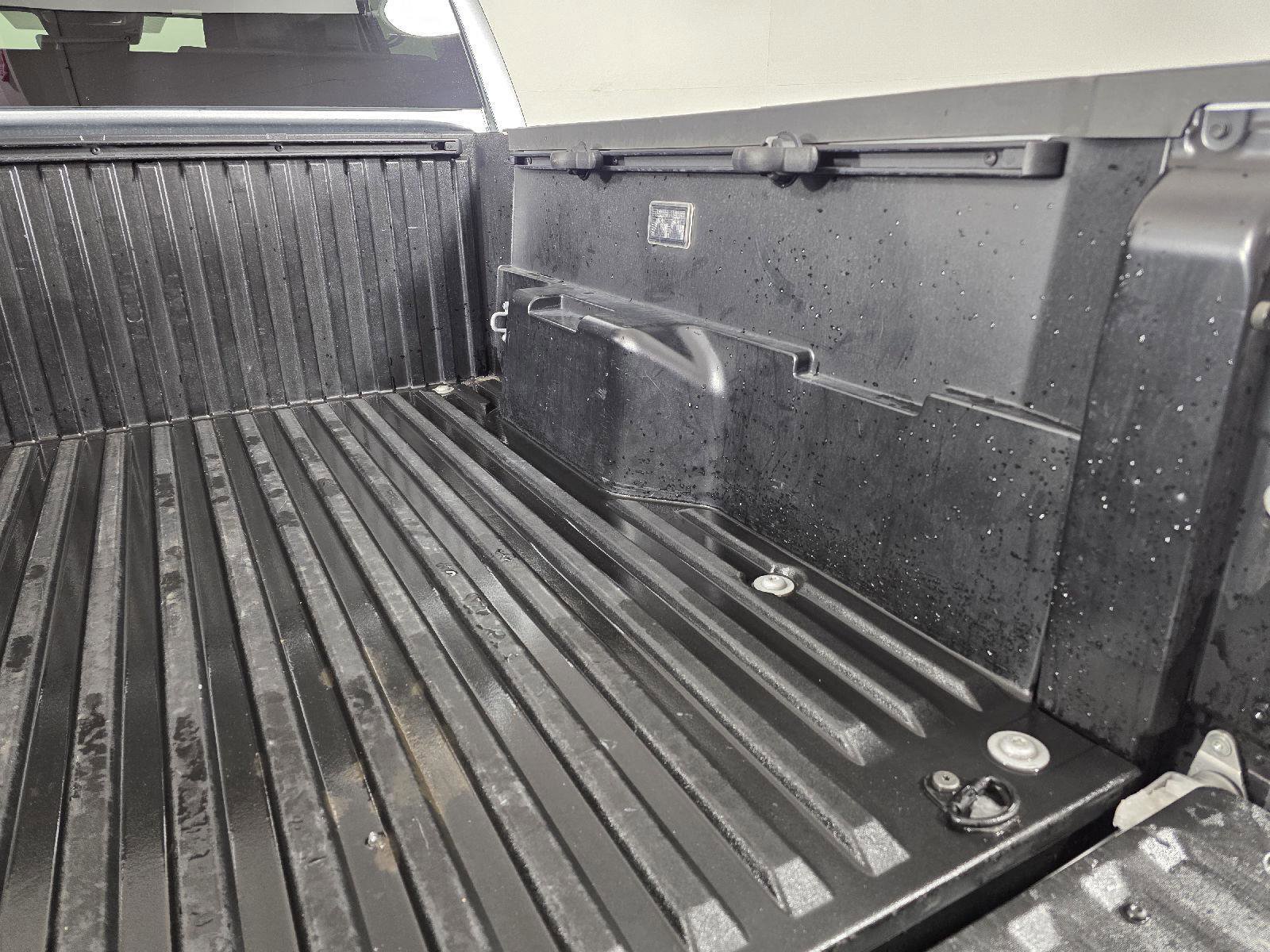 Used 2025 Toyota Tacoma TRD Off-Road image 6