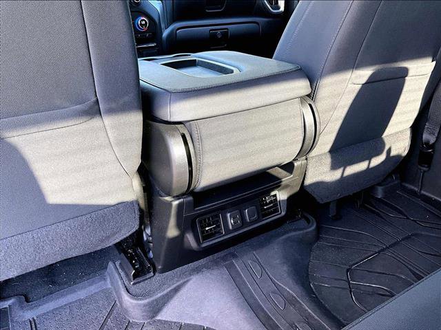 Used 2021 Chevrolet Silverado 1500 RST image 25