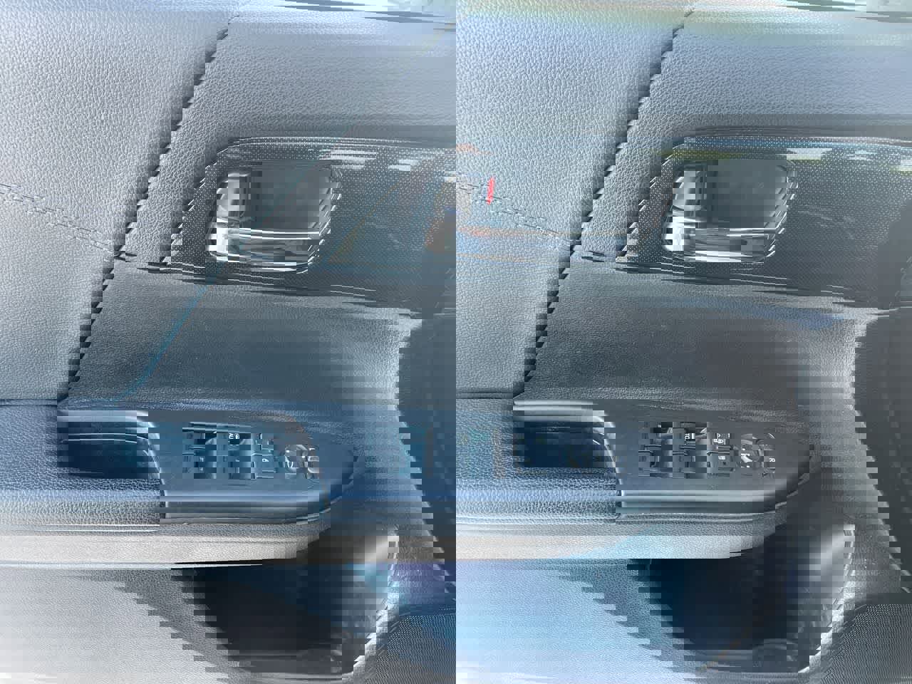 Used 2013 Honda Accord Sport image 27