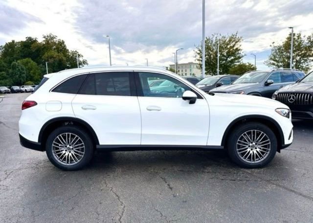 New 2026 Mercedes-Benz GLC 300 4MATIC image 14