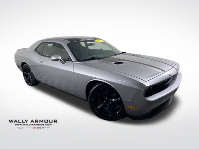 Used 2014 Dodge Challenger R/T w/ Blacktop Package RWD 360° Tour