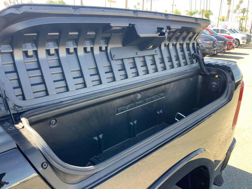 New 2026 RAM 1500 Tungsten w/ Trailer Tow Group AWD/4WD image 17