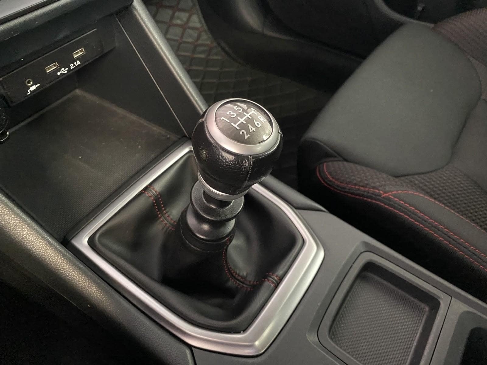 Used 2022 Subaru WRX Premium AWD/4WD image 19