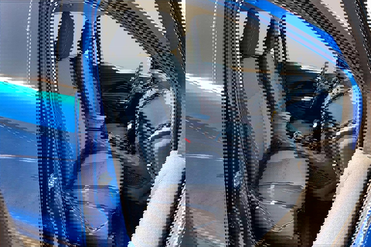 Used 2018 Ford Escape SE image 7