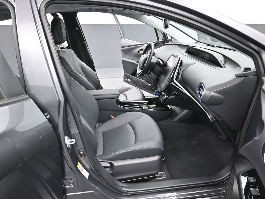 Certified 2020 Toyota Prius Limited w/ Premium Convenience Package image 34