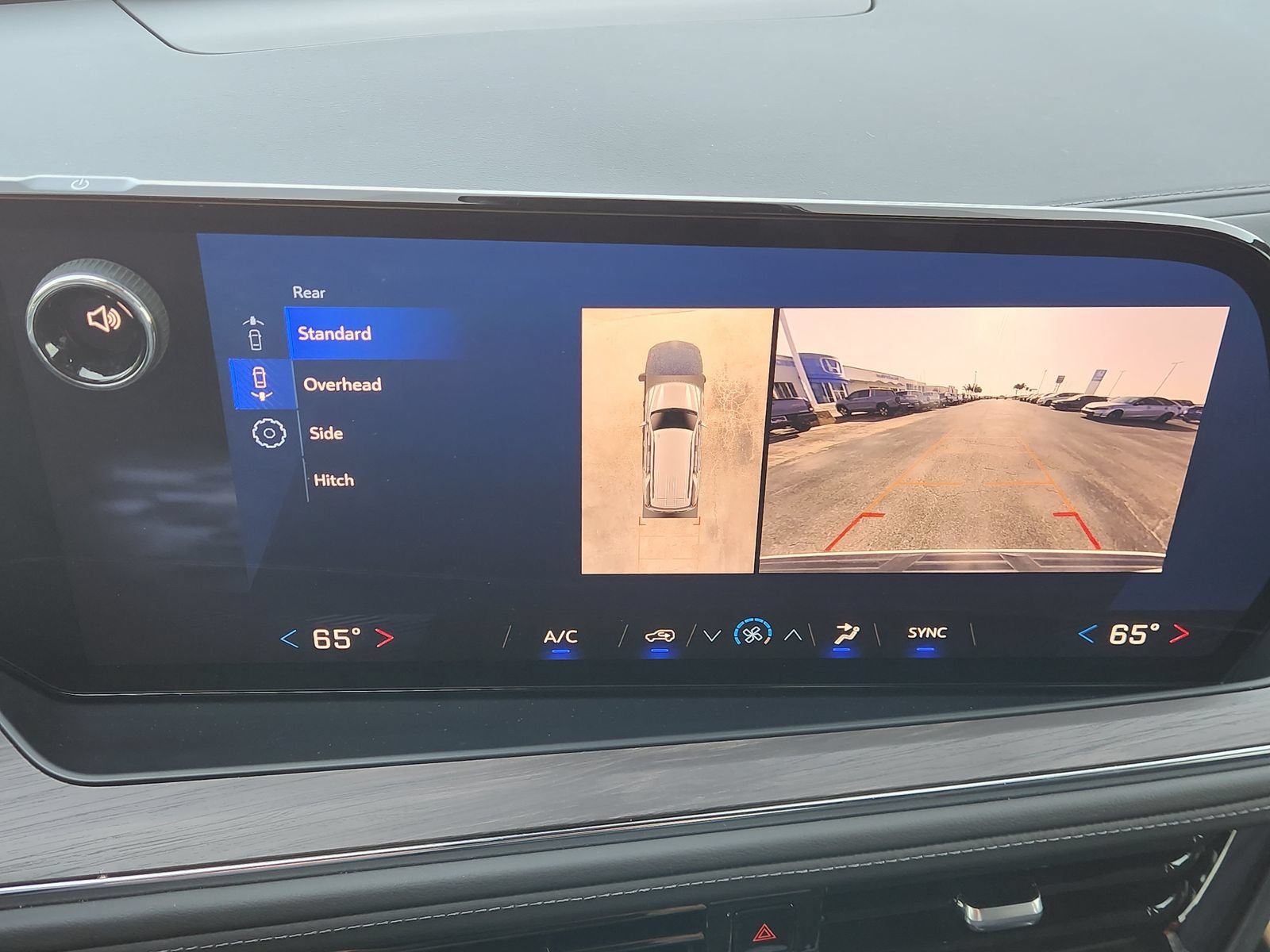 Used 2025 Chevrolet Tahoe LS RWD image 20