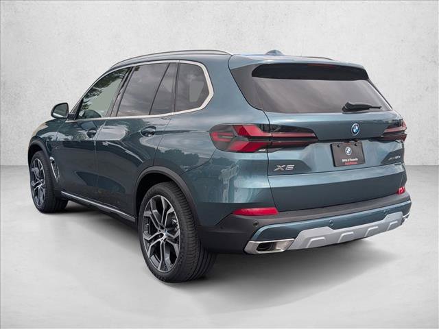 New 2026 BMW X5 xDrive50e w/ Climate Comfort Package AWD/4WD image 5