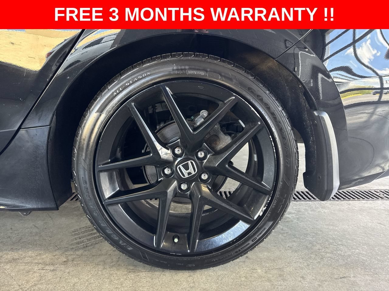 Used 2023 Honda Civic Sport image 32