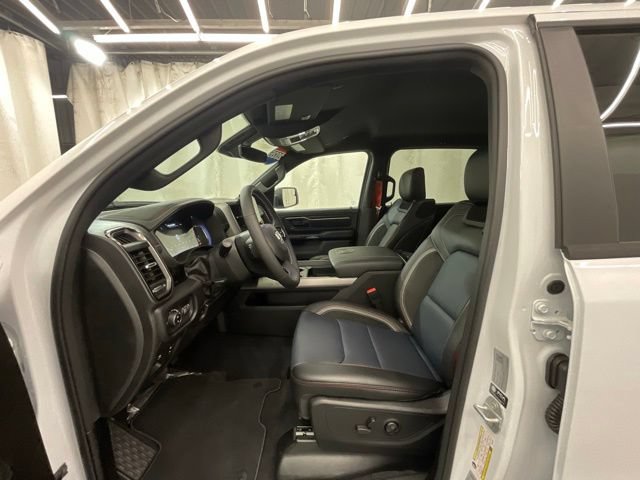 New 2026 RAM 1500 Laramie AWD/4WD image 10