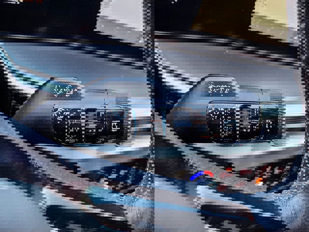 Used 2022 INFINITI QX50 Sensory w/ Cargo Package image 24