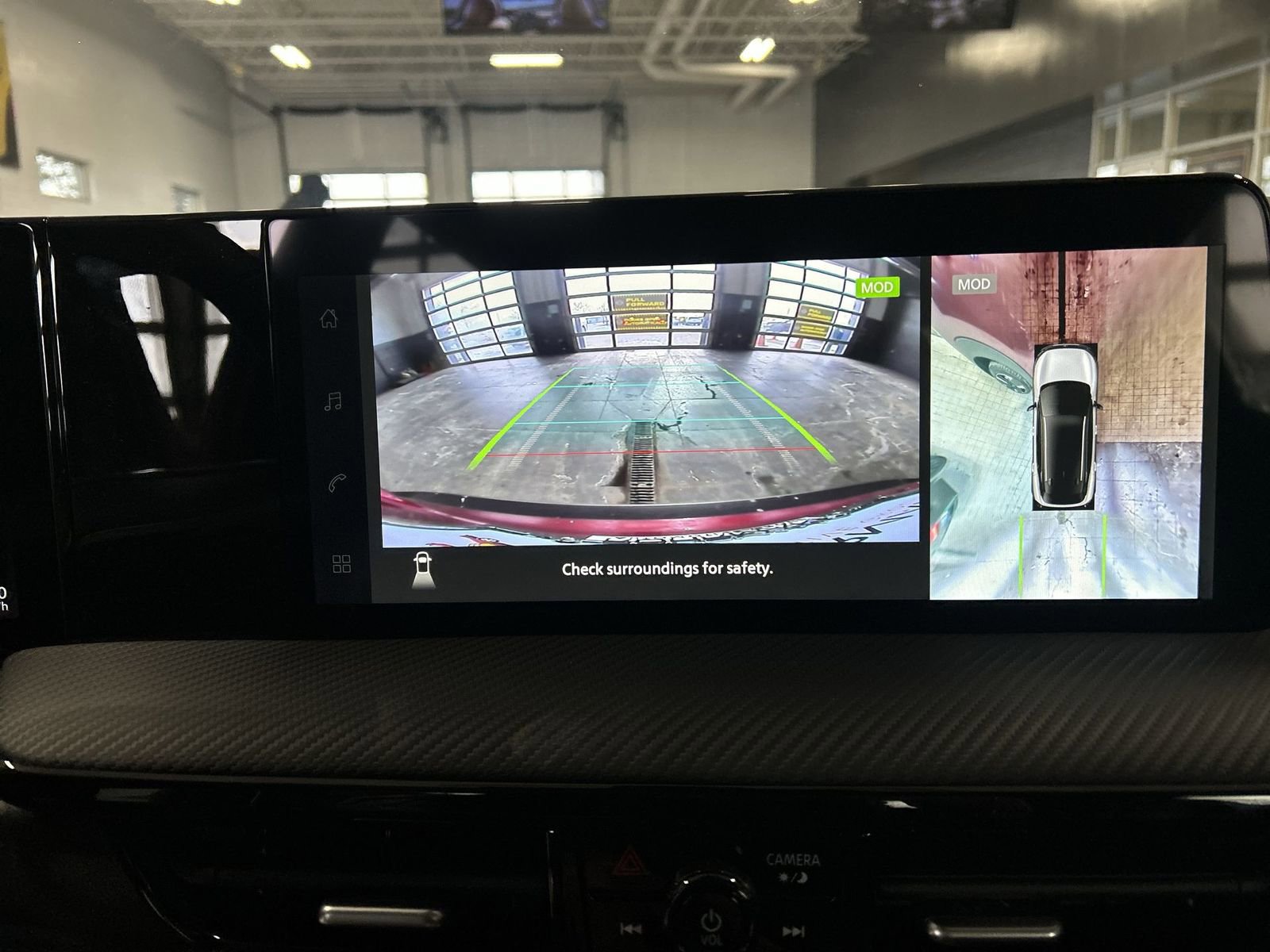 New 2026 Nissan Kicks SR w/ Cold Weather Package image 14