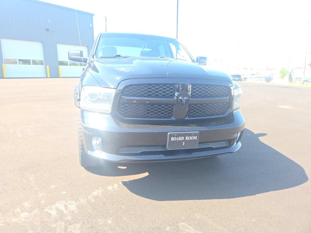 Used 2014 RAM 1500 Express w/ Black Ram 1500 Express Group RWD image 2
