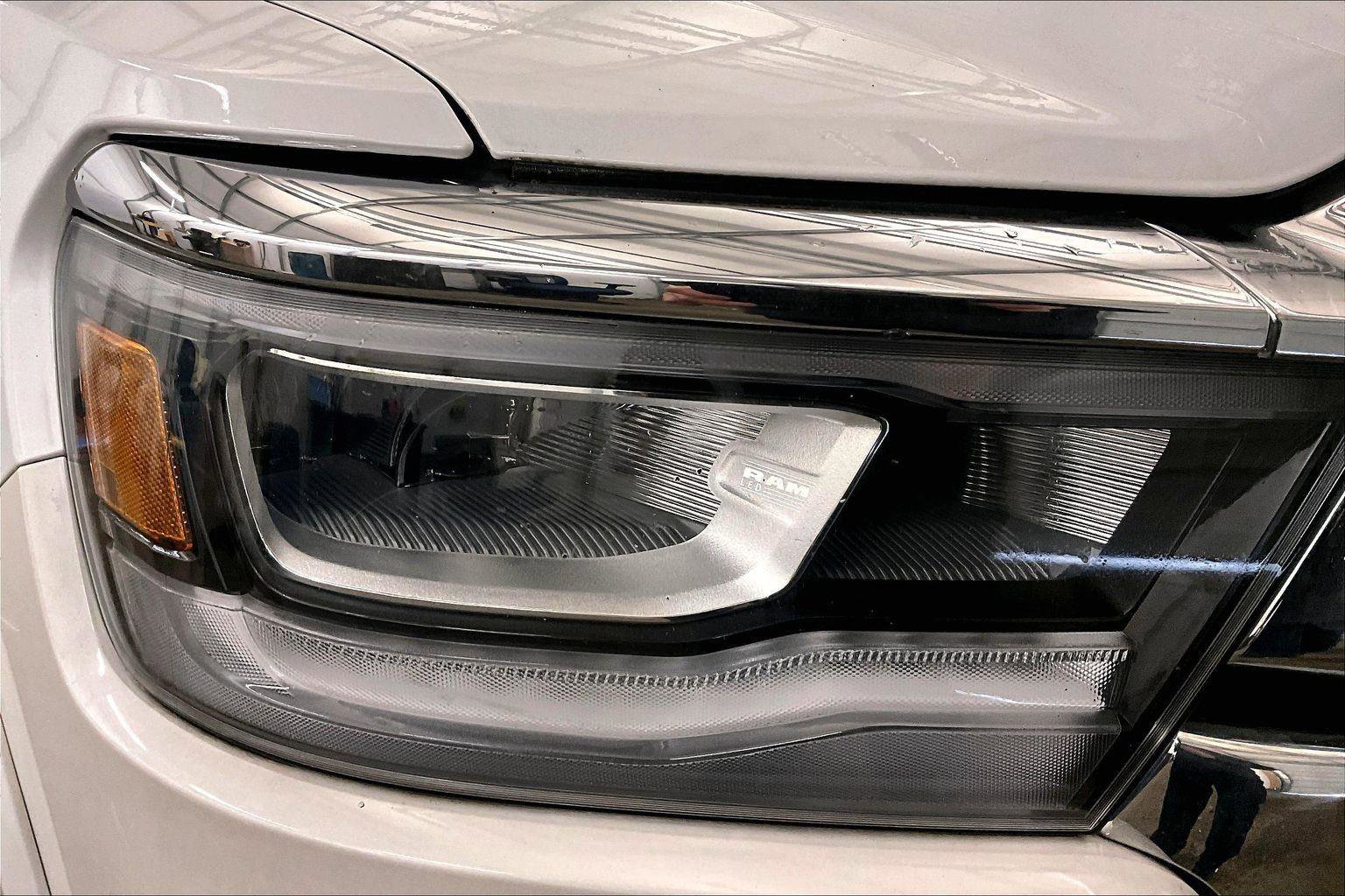 Used 2019 RAM 1500 Laramie image 27