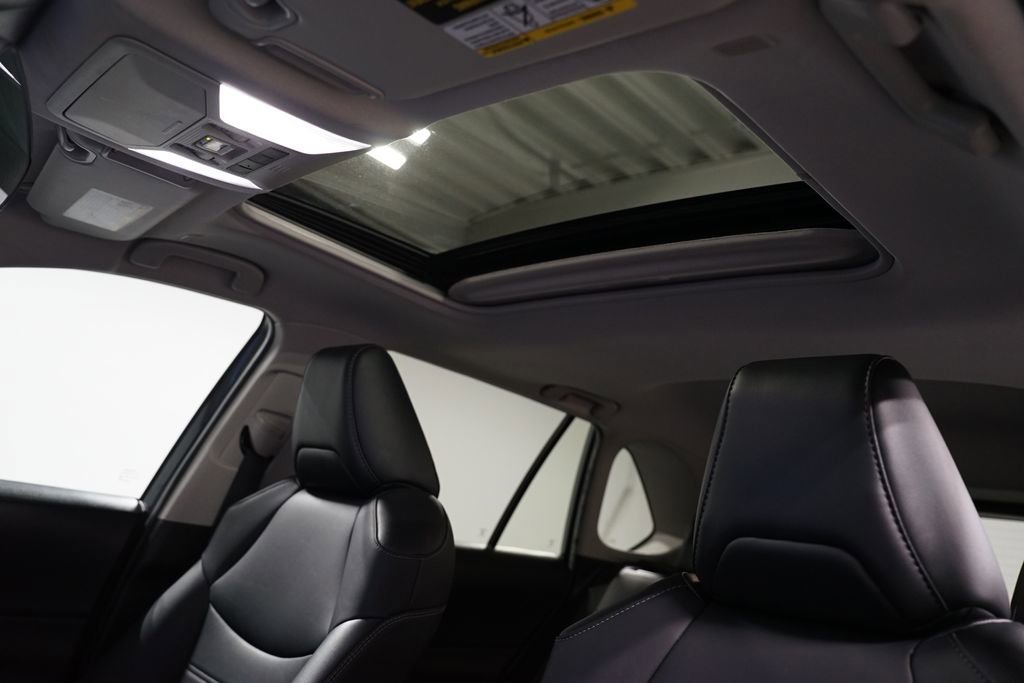 Used 2023 Toyota RAV4 XLE Premium FWD image 33