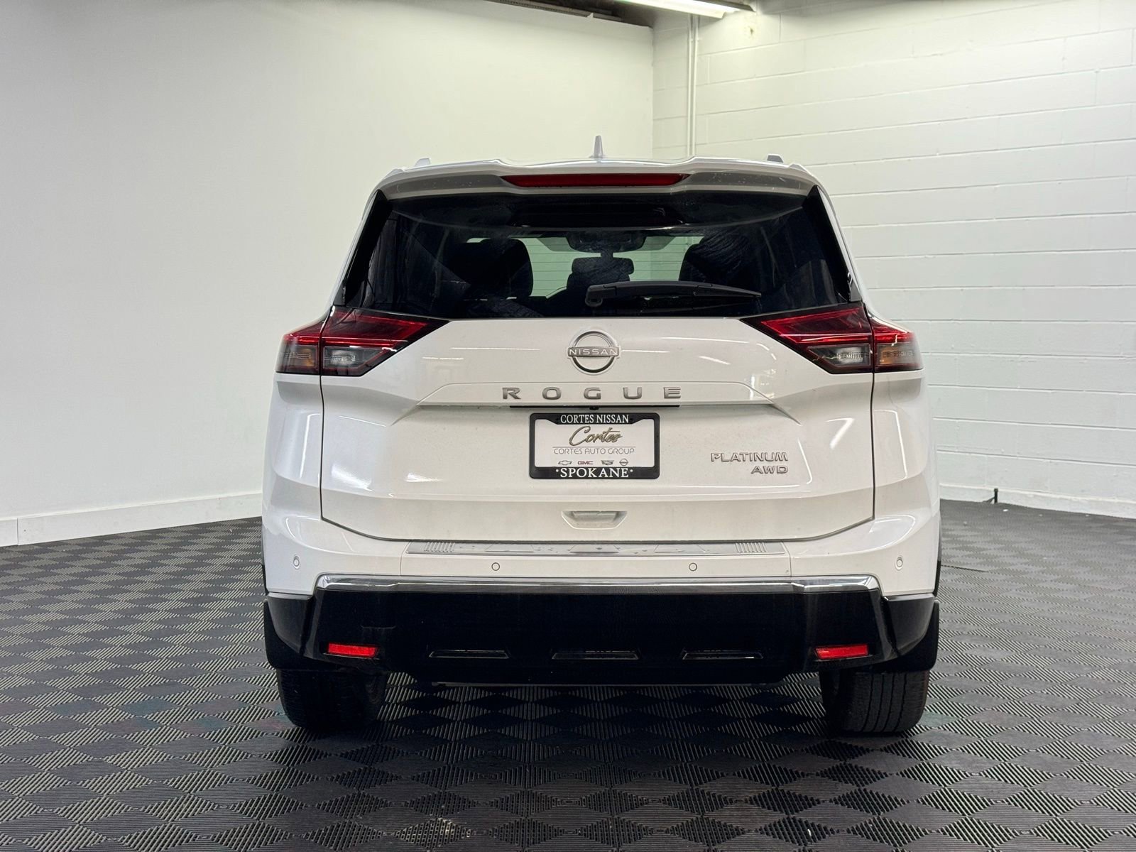 Certified 2024 Nissan Rogue Platinum w/ Platinum Premium Package image 6