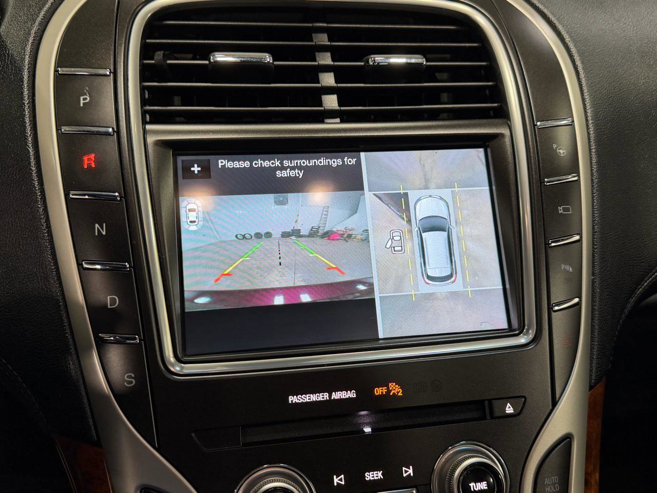 Used 2018 Lincoln MKX Reserve w/ Driver Assistance Package AWD/4WD image 34