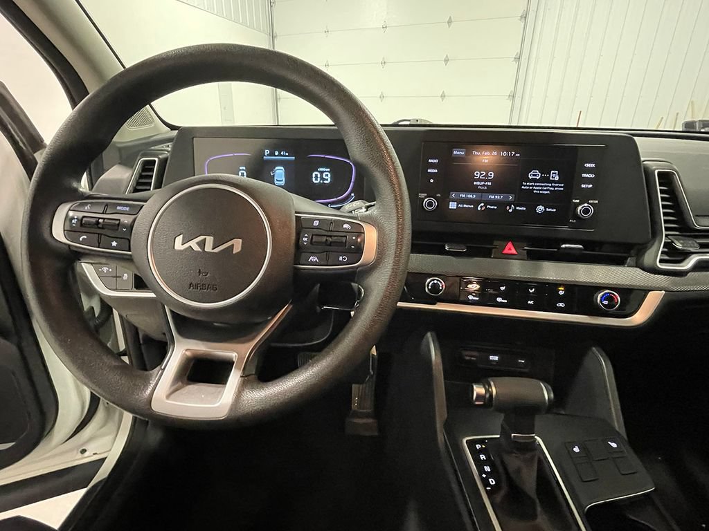 Used 2023 Kia Sportage LX AWD/4WD image 35