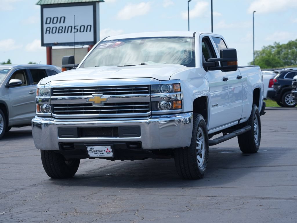 Used 2018 Chevrolet Silverado 3500 4x4 Crew Cab image 7