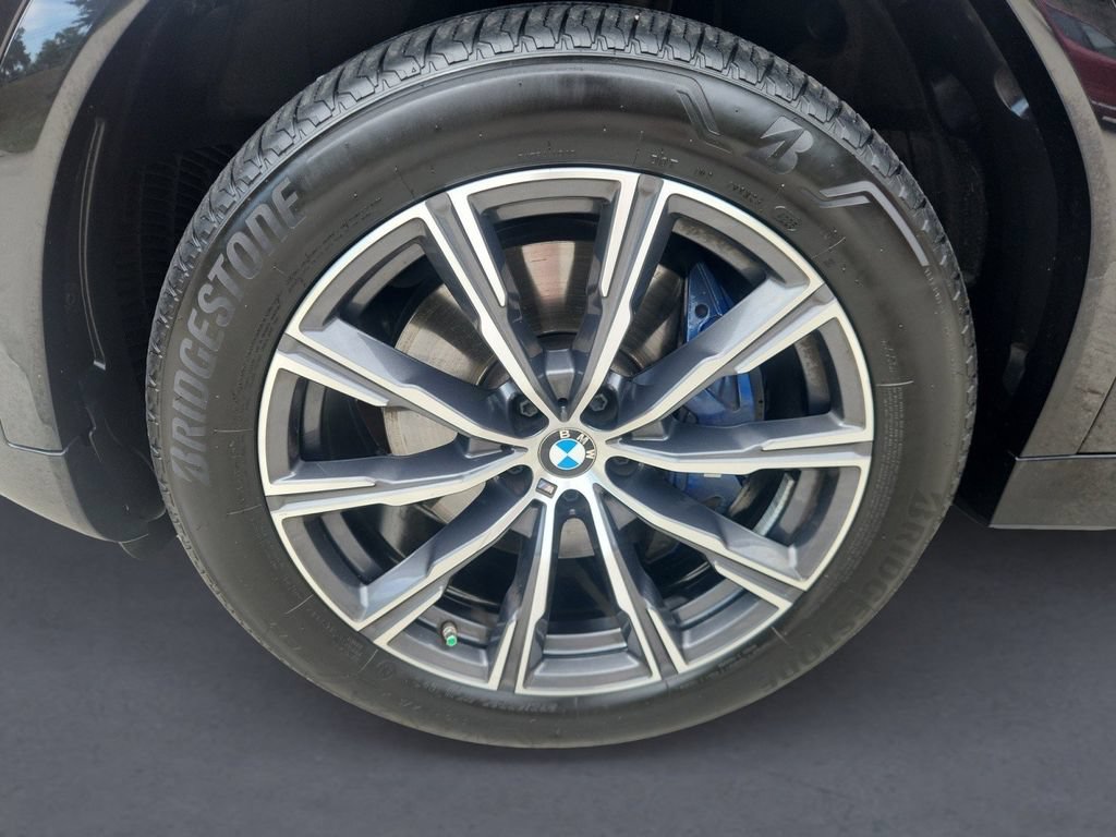Used 2026 BMW X6 xDrive40i AWD/4WD image 8