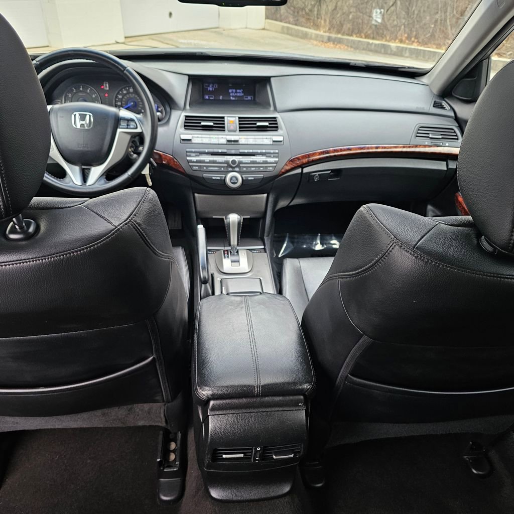 Used 2012 Honda Crosstour EX-L image 19