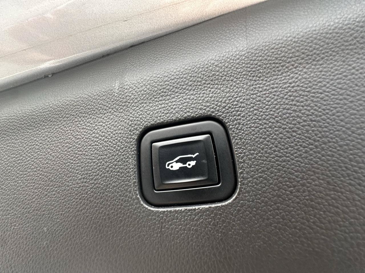 Used 2021 Buick Enclave Premium w/ Sun and Sites Package FWD image 63