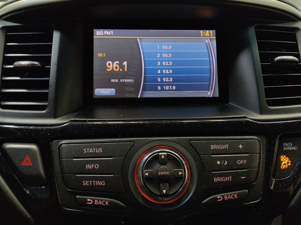 Used 2016 Nissan Pathfinder SV AWD/4WD image 25