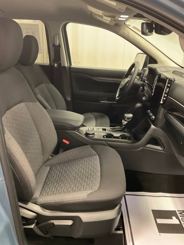 Used 2025 Ford Ranger XLT w/ FX4 Off-Road Package image 29