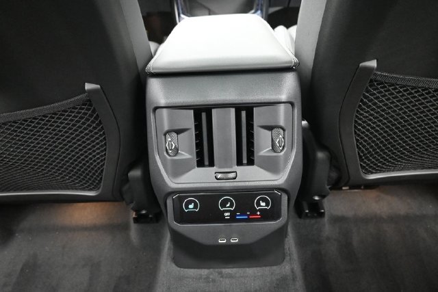 New 2026 BMW X3 xDrive30i w/ Convenience Package AWD/4WD image 25