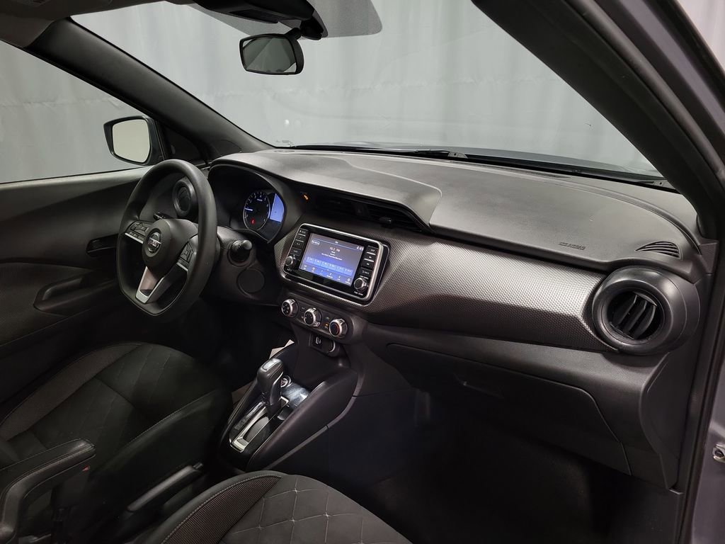 Used 2020 Nissan Kicks S image 26