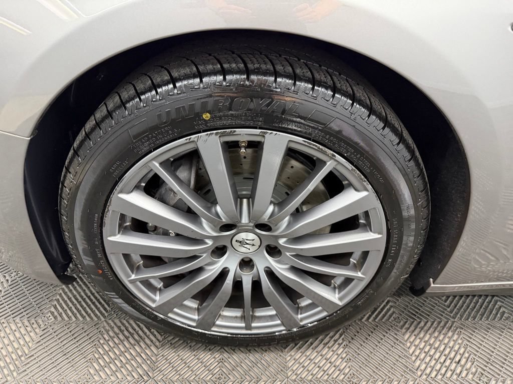 Used 2021 Maserati Ghibli RWD image 21