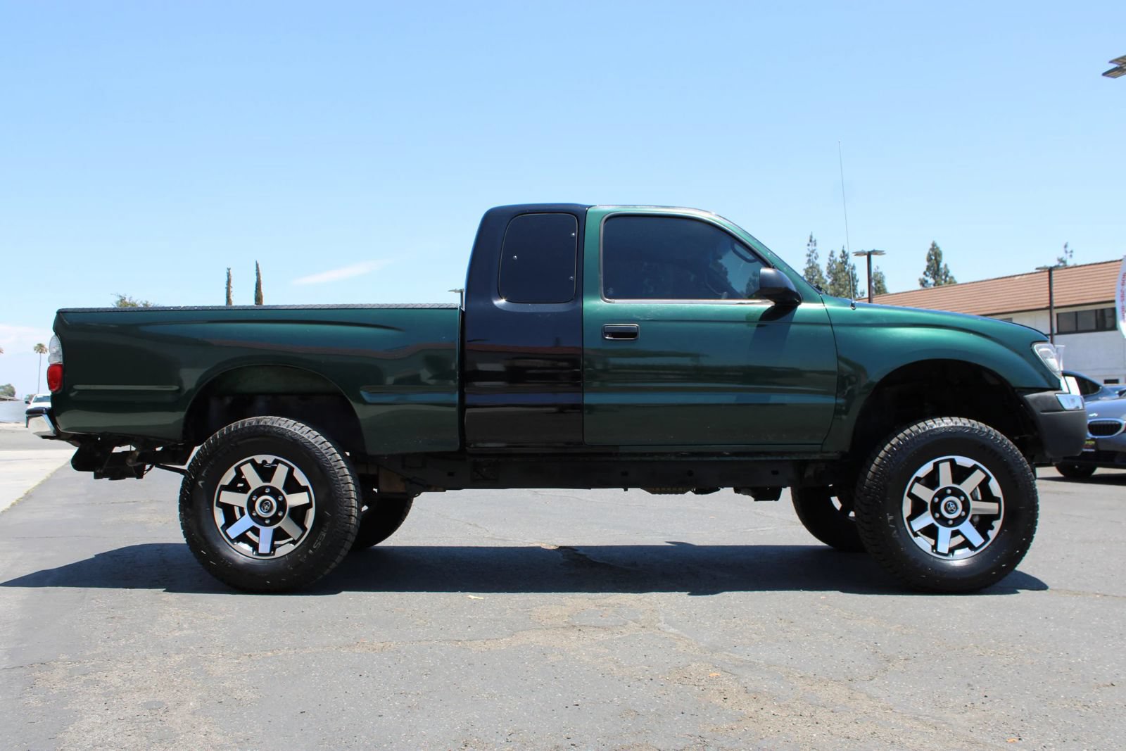 Used 2000 Toyota Tacoma 4x4 Xtracab V6 image 32