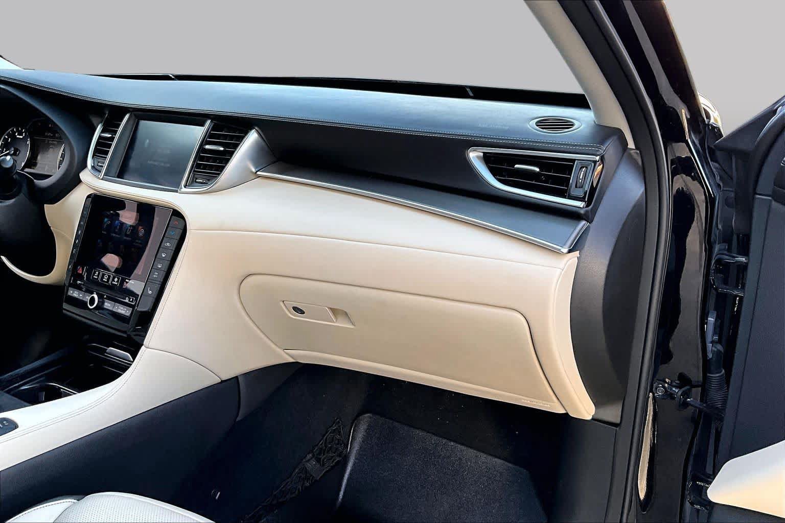 Used 2022 INFINITI QX50 Luxe w/ Cargo Package FWD image 19