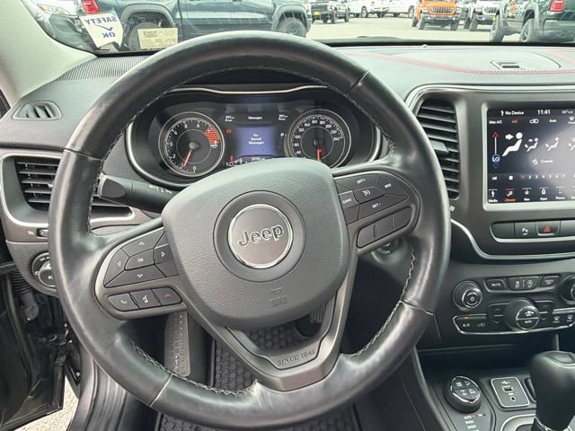 Used 2021 Jeep Cherokee Trailhawk AWD/4WD image 21