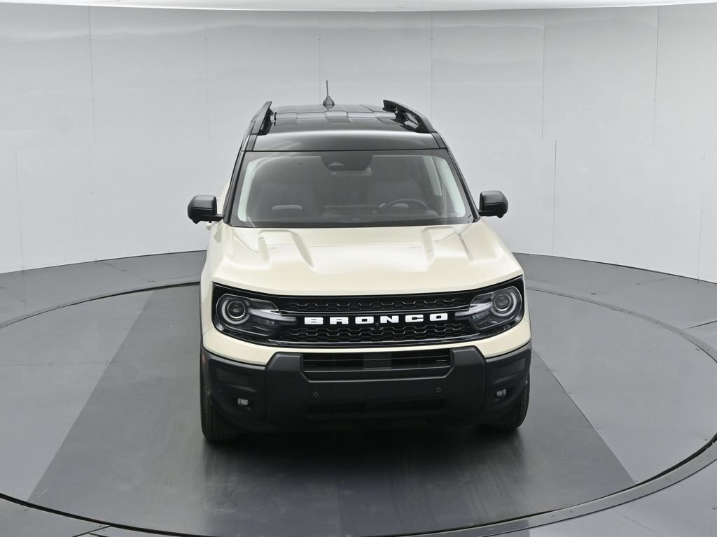 Certified 2025 Ford Bronco Sport Outer Banks w/ Outer Banks Tech Package+ AWD/4WD image 40