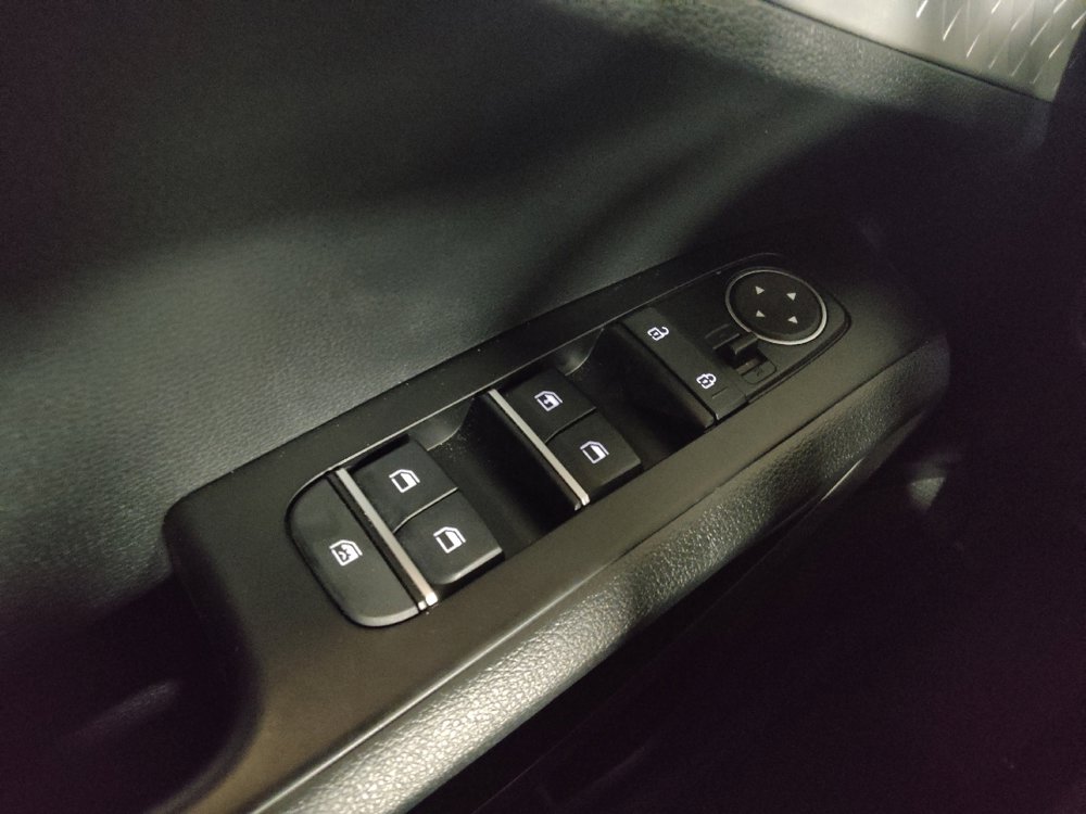 Used 2025 Kia Soul LX w/ LX Technology Package image 27