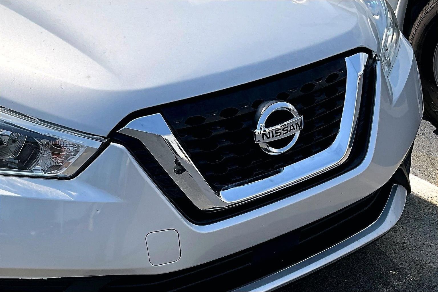 Used 2020 Nissan Kicks S image 29