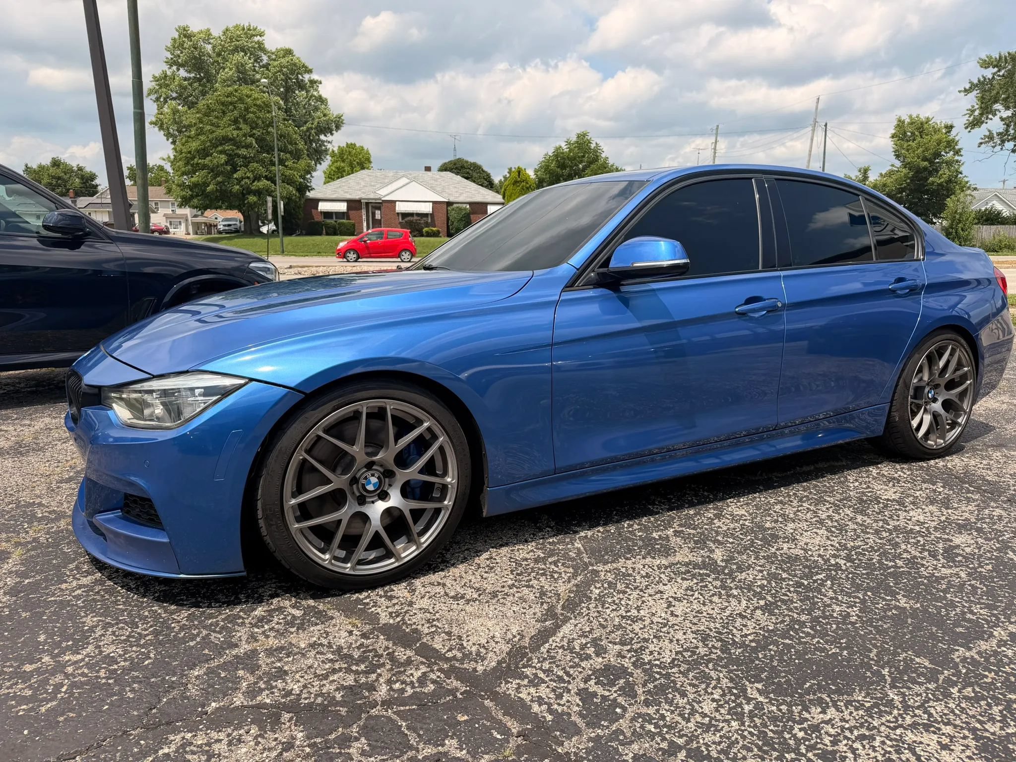 Used 2016 BMW 340i xDrive Sedan AWD/4WD image 4