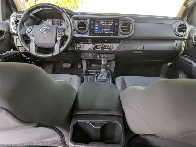 Used 2018 Toyota Tacoma TRD Sport image 21