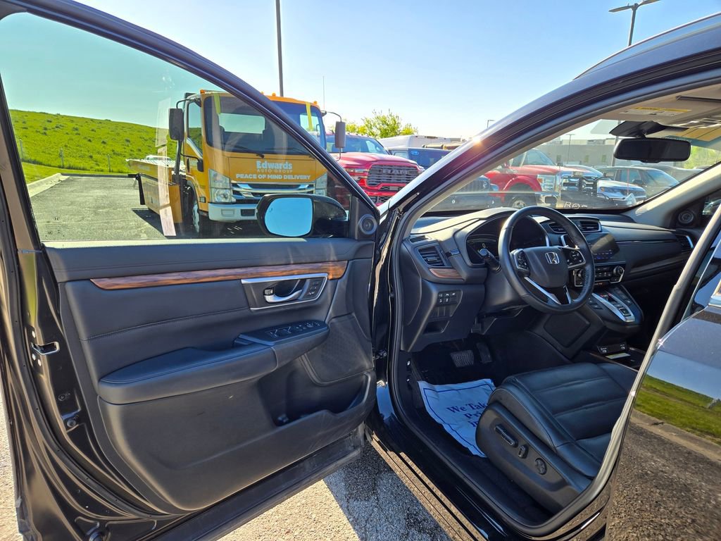 Used 2022 Honda CR-V Touring image 11