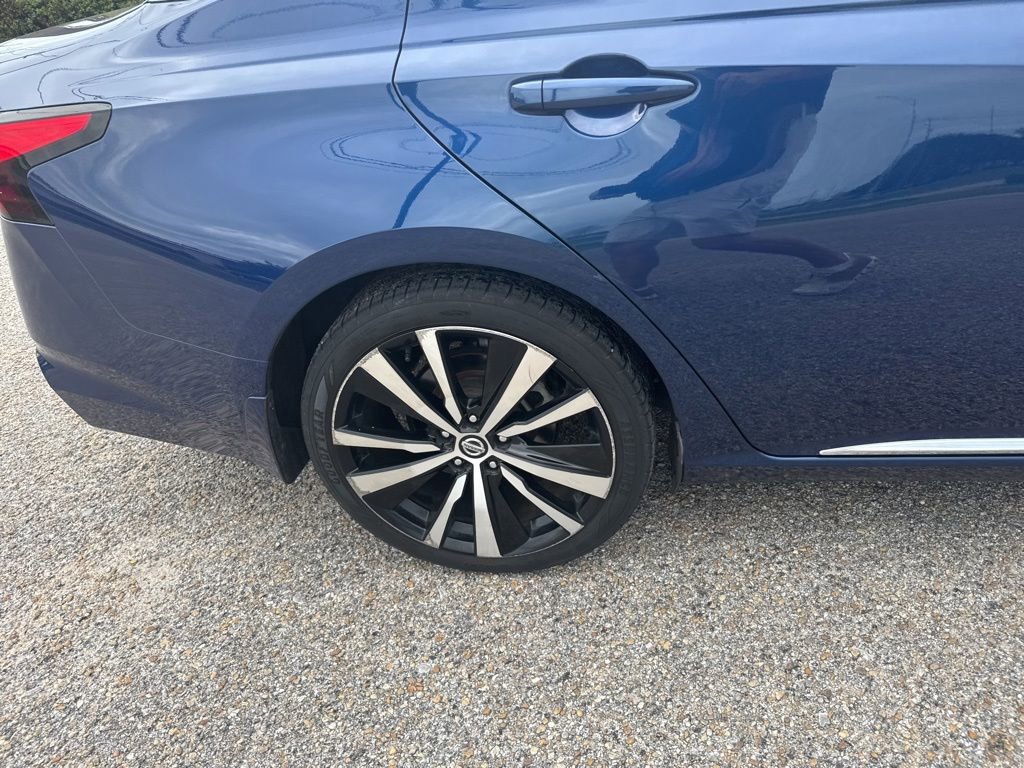 Used 2020 Nissan Altima 2.5 SR w/ Premium Package FWD image 20