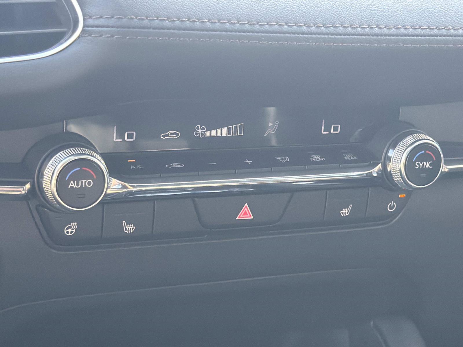 New 2026 MAZDA MAZDA3 2.5 Turbo Sedan w/Premium Plus image 14