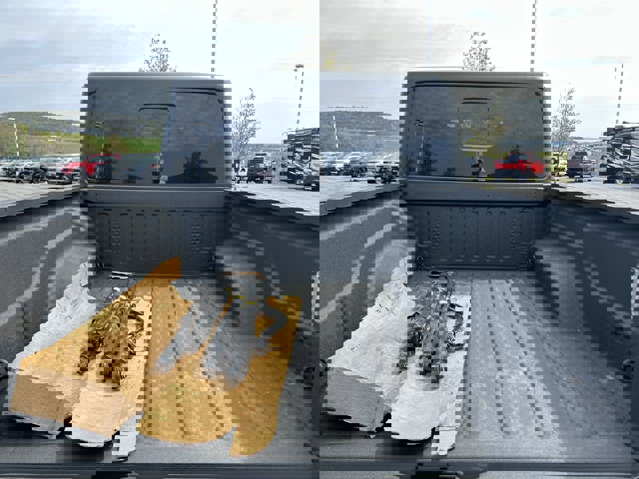 Used 2022 Jeep Gladiator Sport AWD/4WD image 9