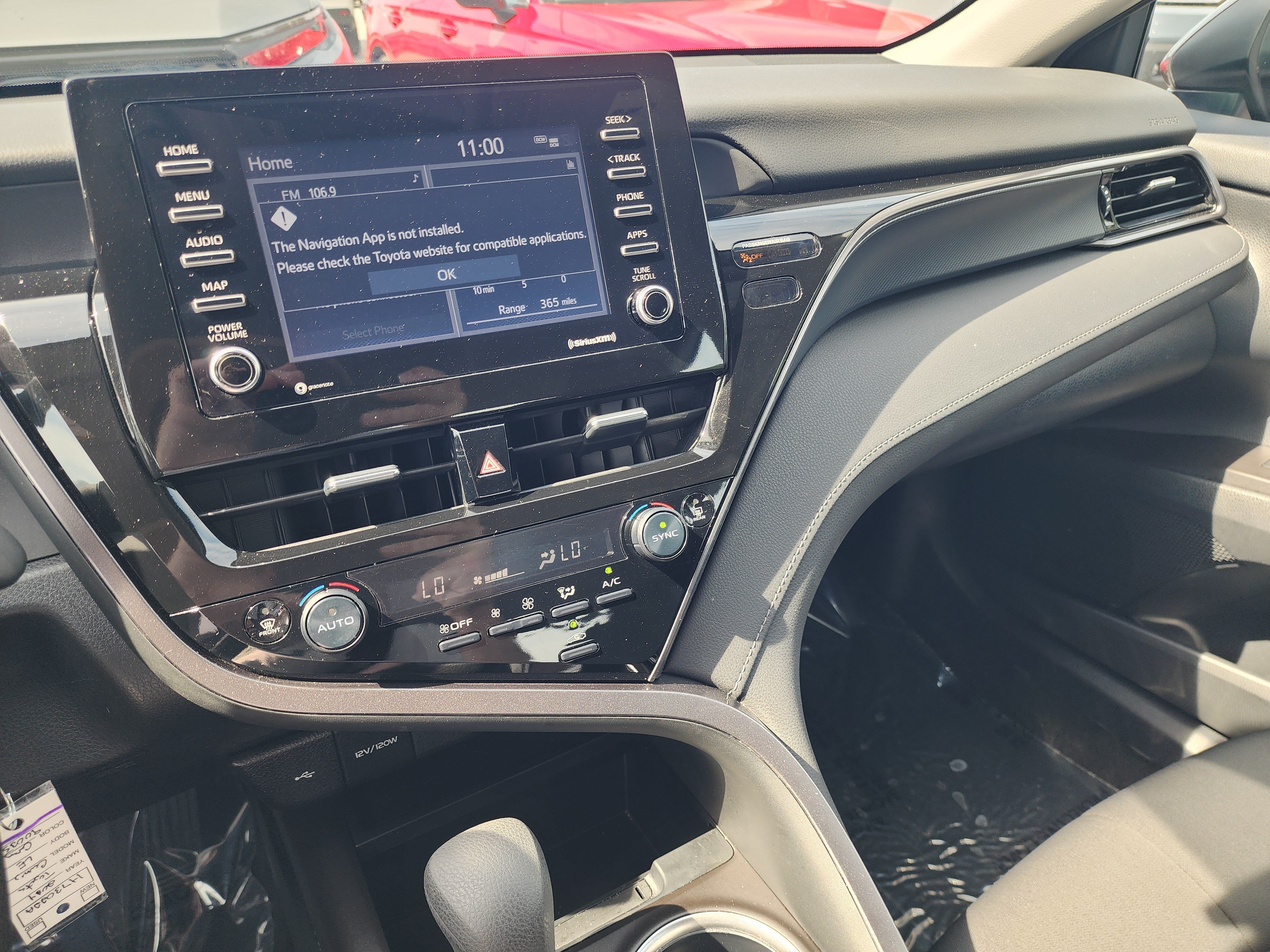 Used 2024 Toyota Camry LE FWD image 13