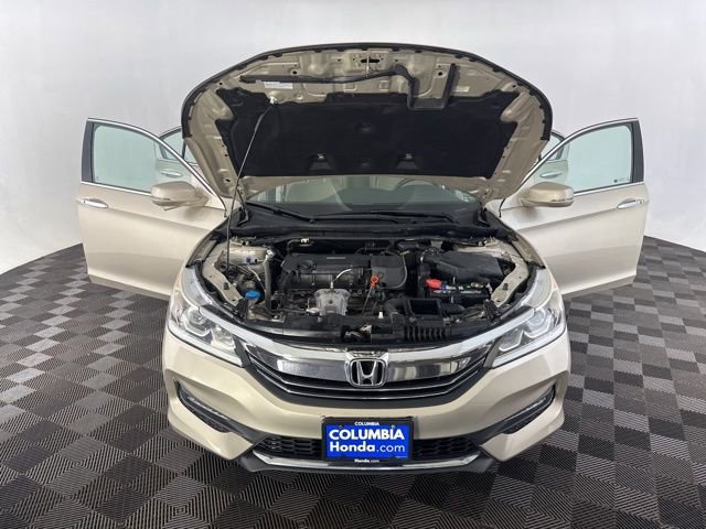 Used 2017 Honda Accord EX image 14