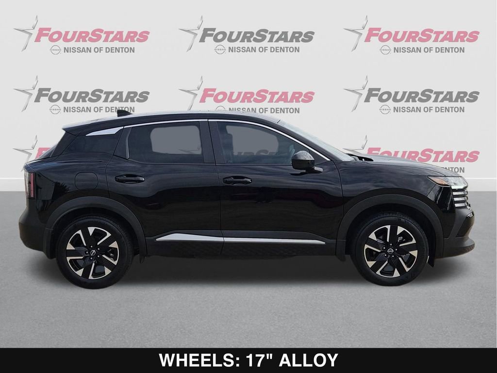 Used 2025 Nissan Kicks SV AWD/4WD image 3