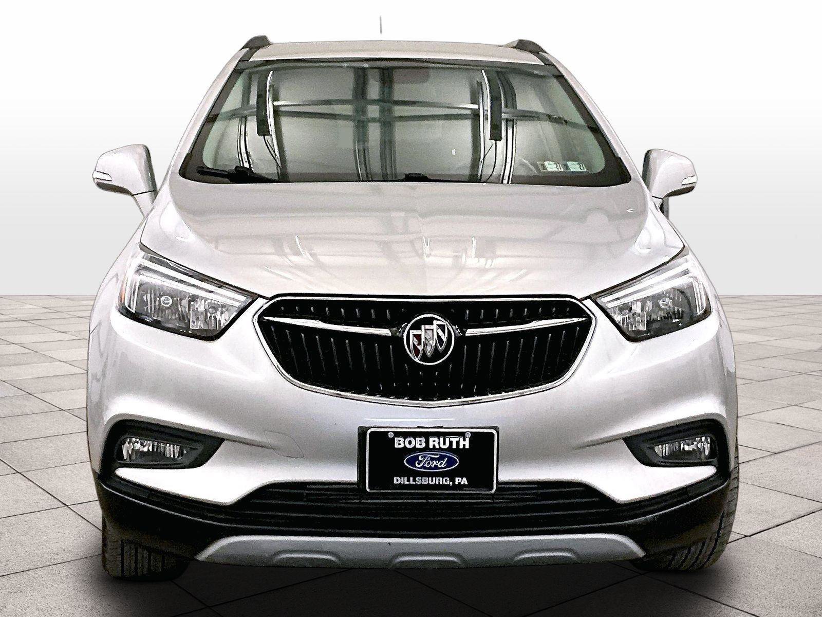 Used 2019 Buick Encore Sport Touring AWD/4WD image 3