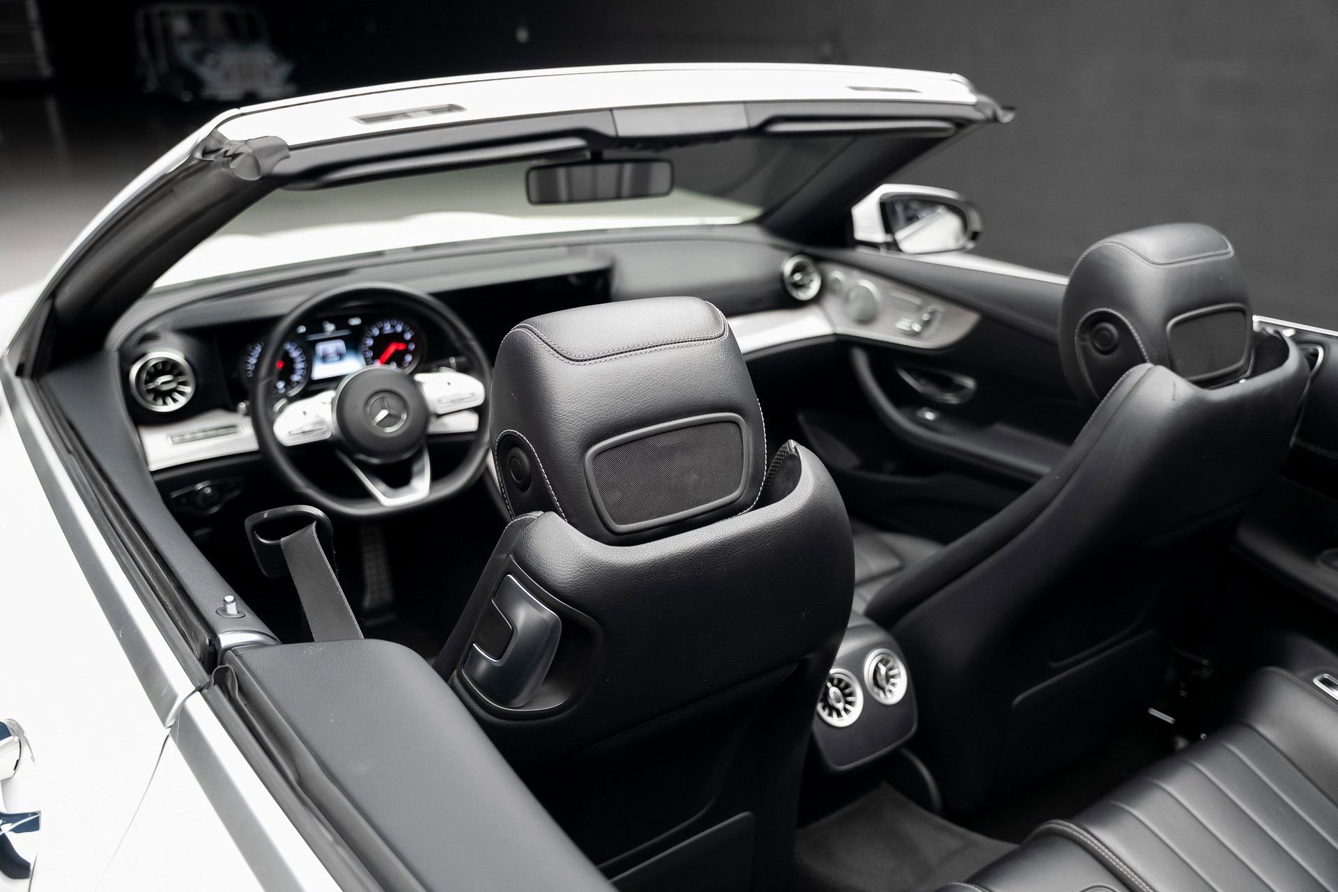 Used 2019 Mercedes-Benz E 450 4MATIC Cabriolet image 74