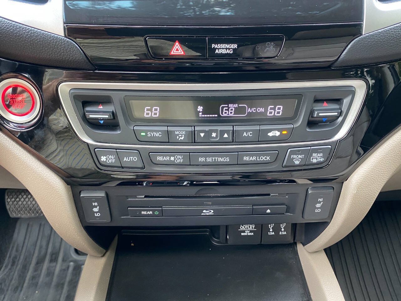 Used 2016 Honda Pilot Touring image 34